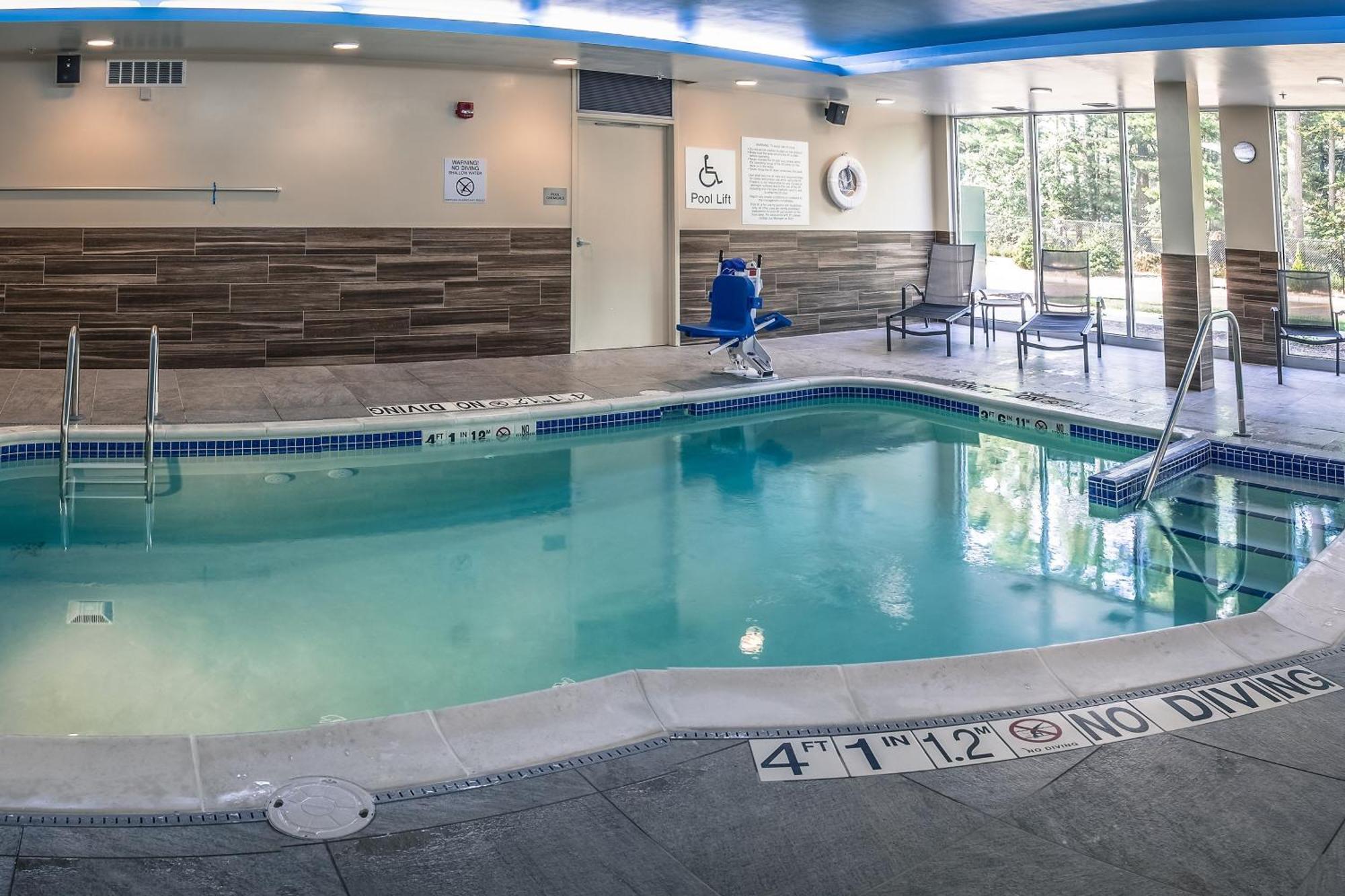 Fairfield & By Marriott Wisconsin Dells Lake Delton